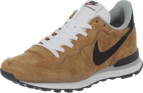 nike internationalist shoes.